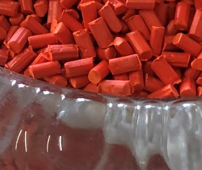 Hạt màu đỏ cam - Phụ Gia Nhựa Thành Lộc - Công Ty TNHH Phụ Gia Nhựa Thành Lộc